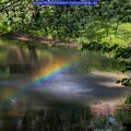 künstliher Regenbogen, durch Wasserfontaine im Lennepark